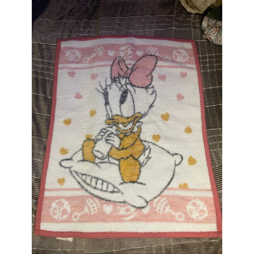 Vintage 1984 Walt Disney Co. Biederlack Baby Duck Nap  Cozy Thick Blanket Throw